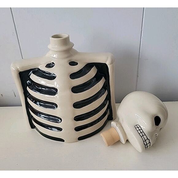 Skelly by AzulejoS Anejo Tequila Pottery Skeleton Bottle Handmade EMPTY - Picture 2 of 13